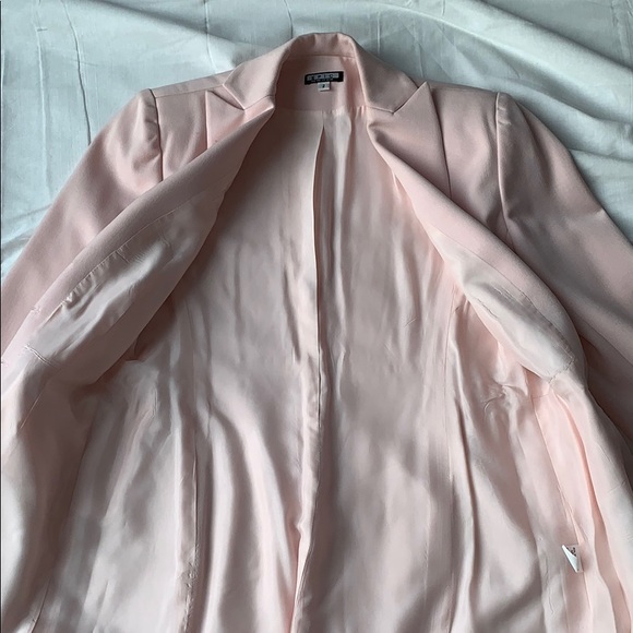 Epic New York Women’s Pink Blazer - Picture 3 of 5
